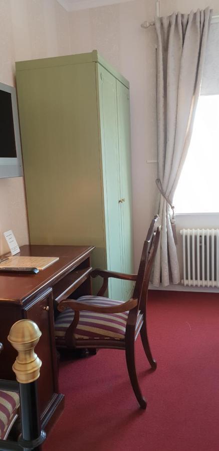Hotell Oernen Турсбю Экстерьер фото