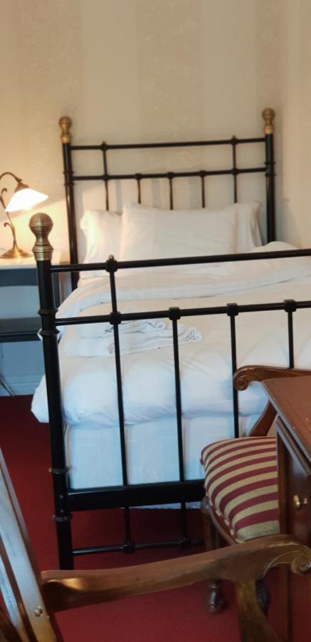 Hotell Oernen Турсбю Экстерьер фото