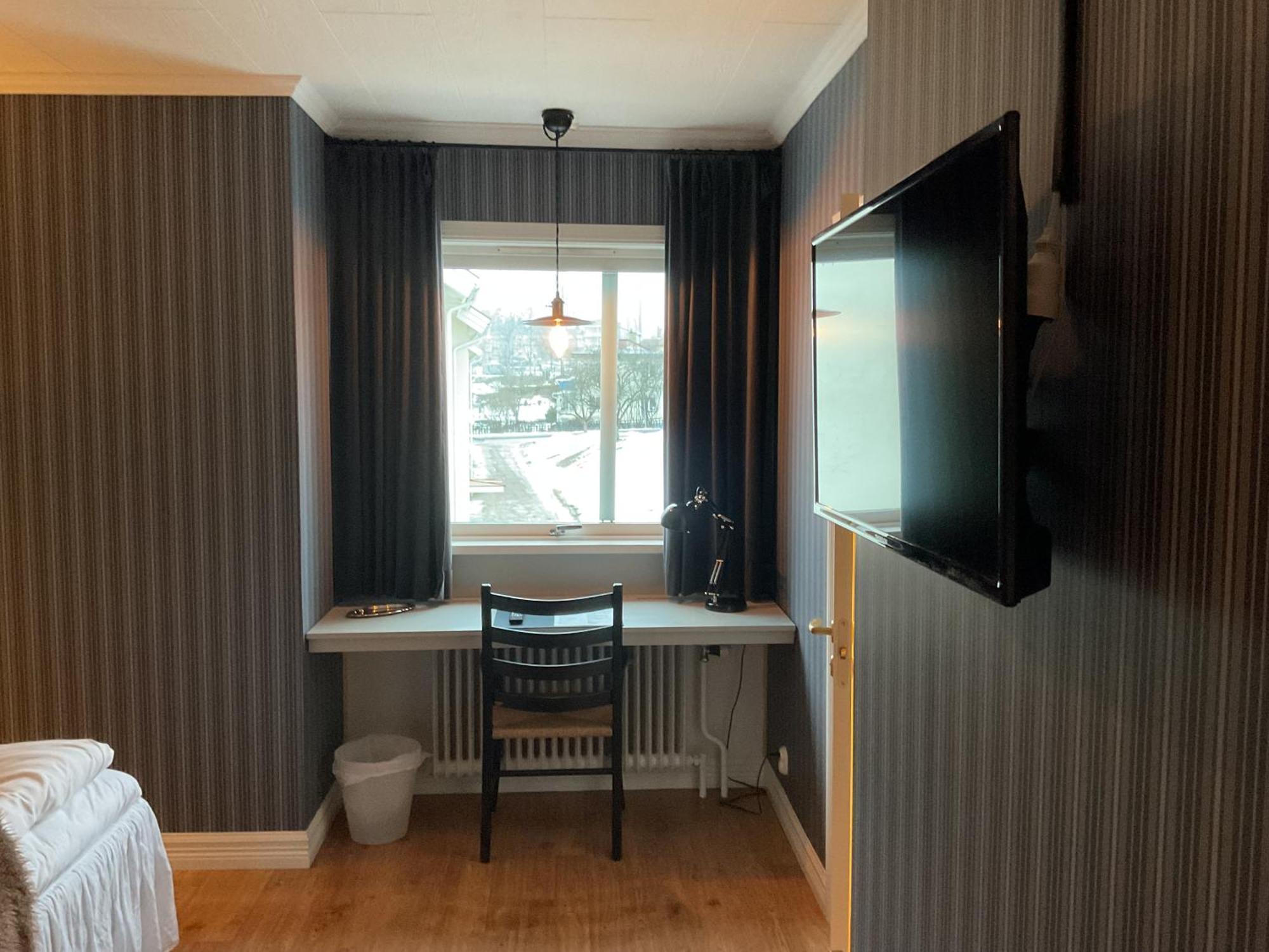 Hotell Oernen Турсбю Экстерьер фото